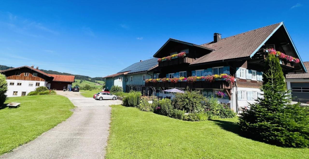 Ferienwohnungen Britta Heim Oberstaufen Exteriör bild